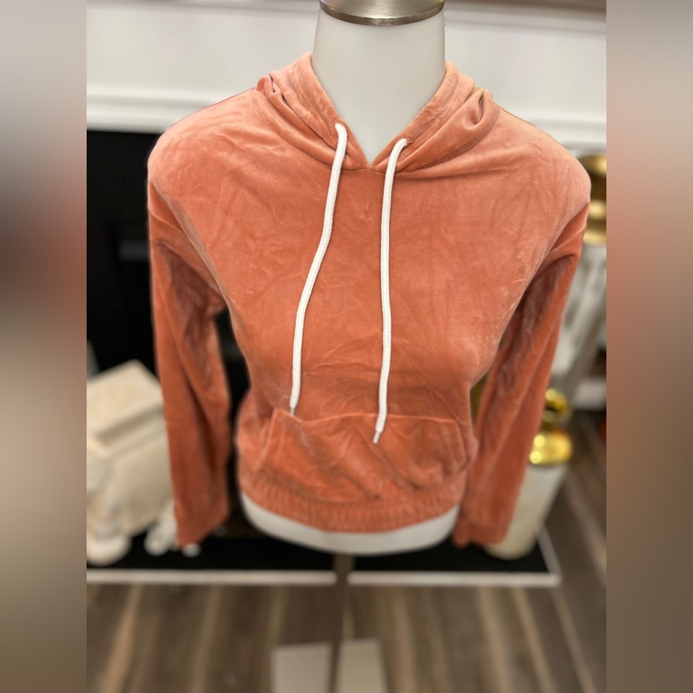 No Boundaries Velour Hoodie size 3-5 Plush Coral Pinkish Color